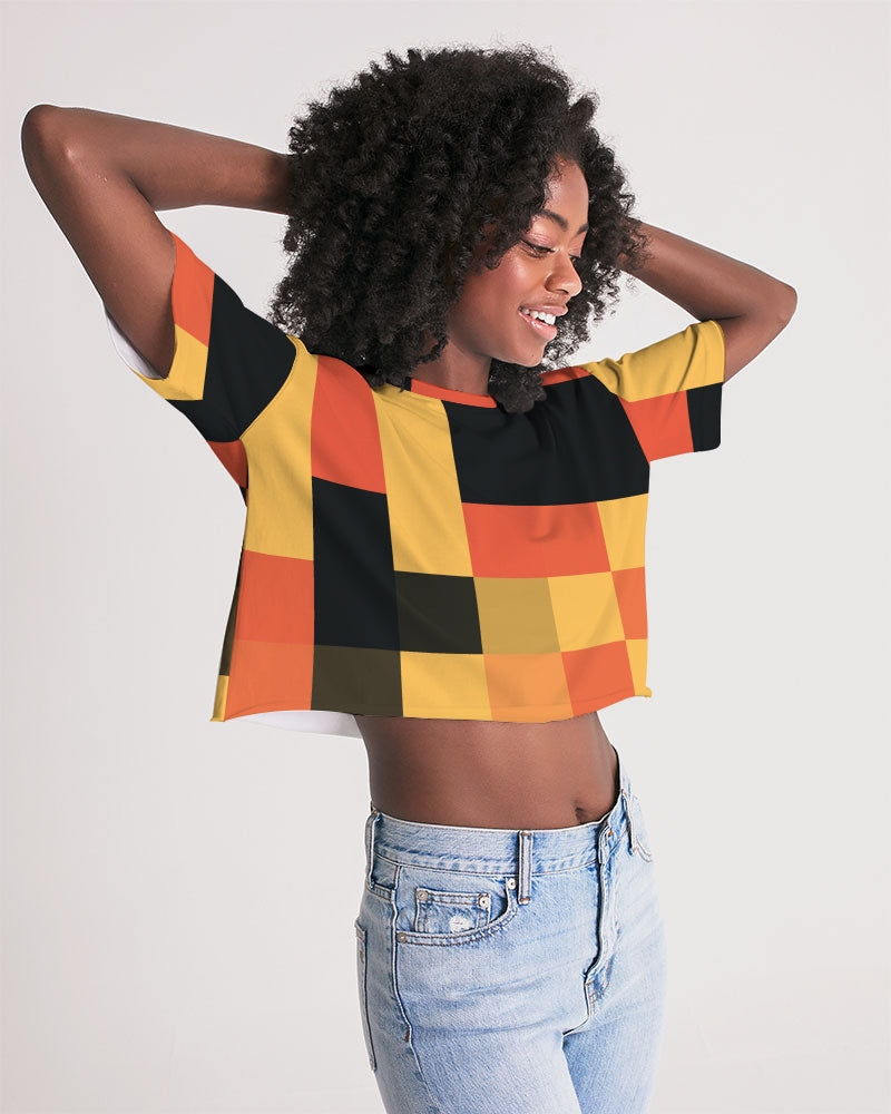 Honey Bee Squared Women's Lounge Cropped Tee